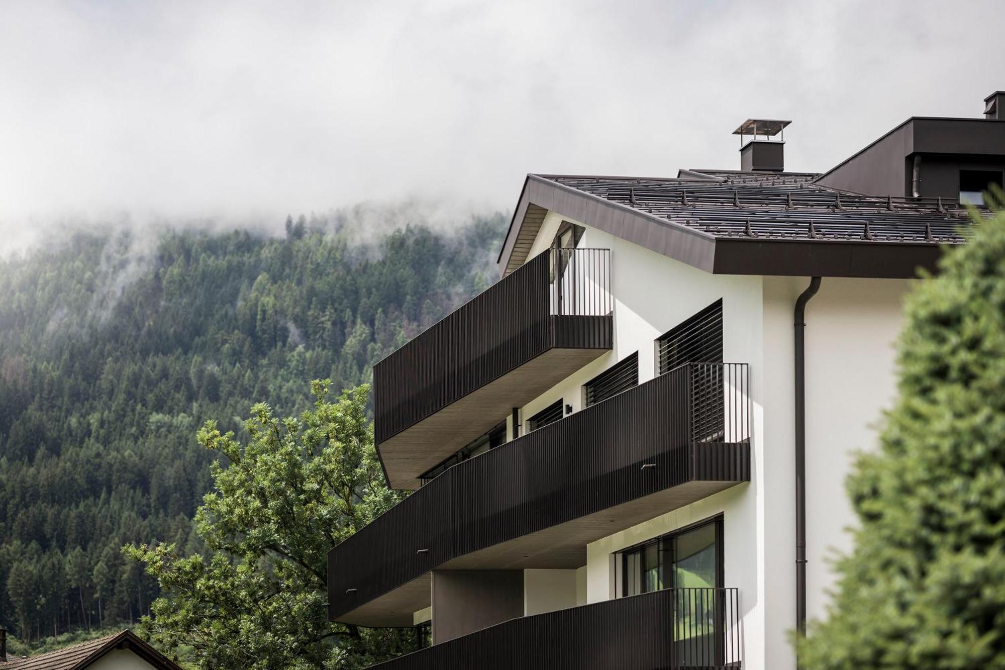 Astor Apartments Olang Exterior foto